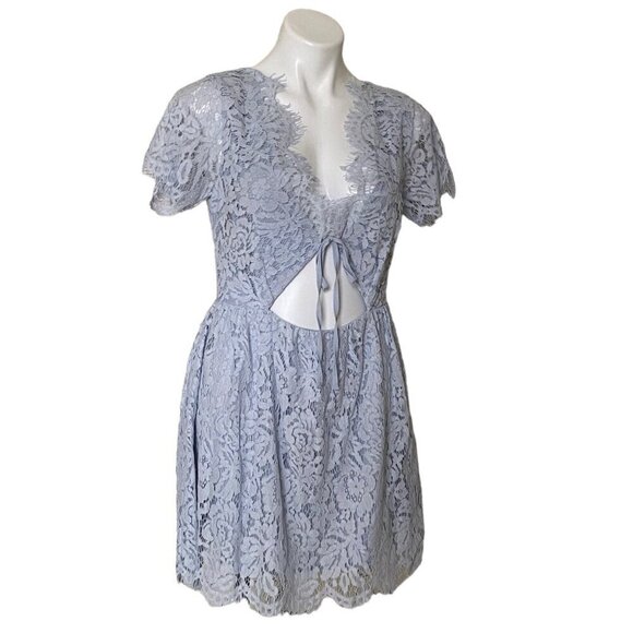 Tobi Blue Lace Overlay Front Tie Skater Mini Dress, NWT Junior's Size M - Picture 4 of 13
